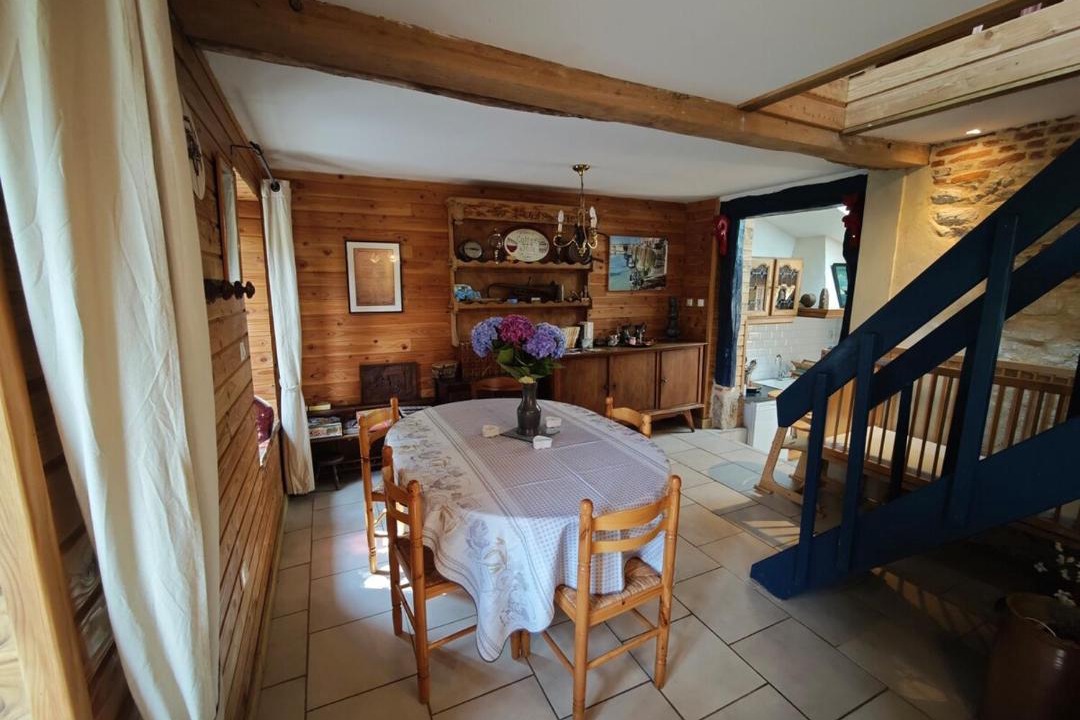 Photo of Others in Valmont