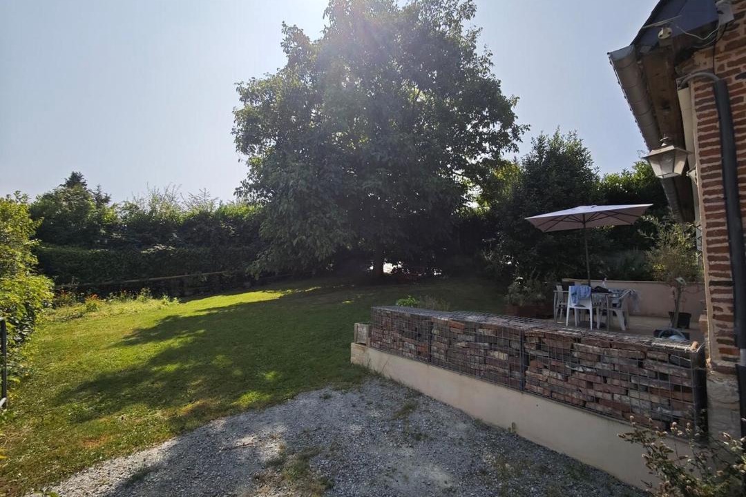 Photo of Others in Valmont