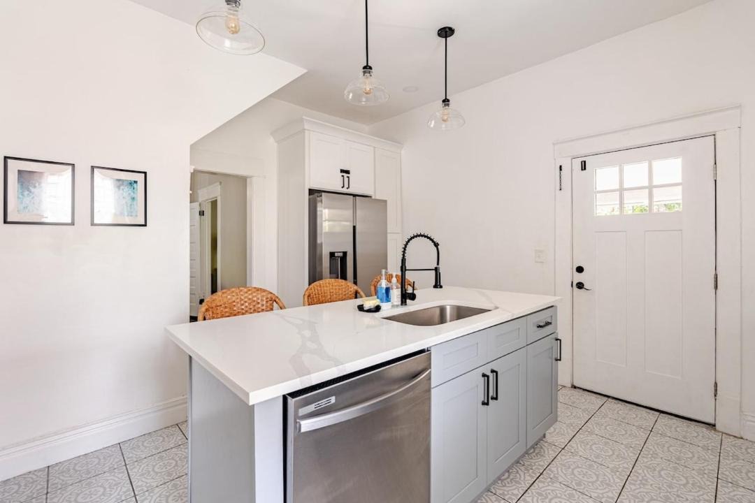 Photo of Kitchen in Five Points