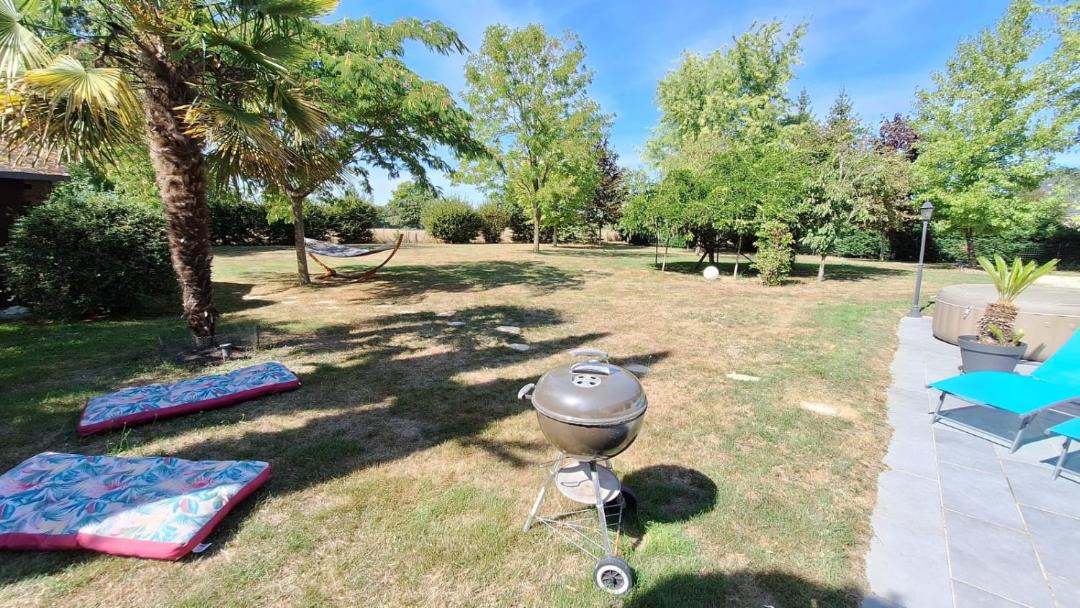 Photo of Outdoor in Ambillou