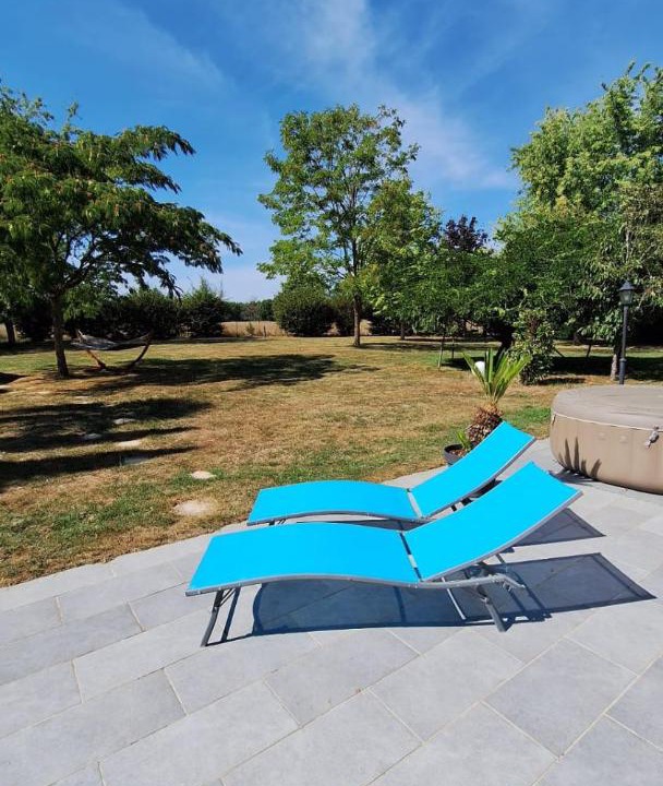 Photo of Outdoor in Ambillou