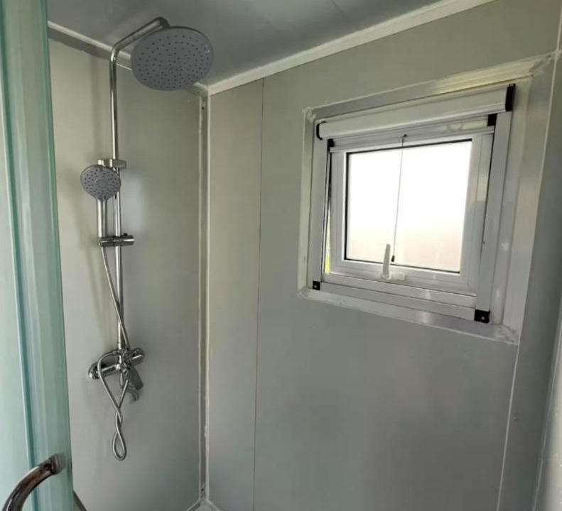 Photo of Others in Laie