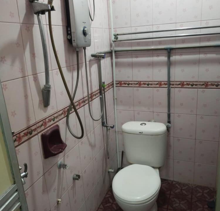 Photo of Bathroom in Baling