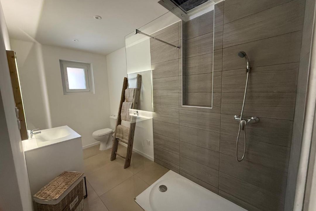 Photo of Bathroom in Lazer