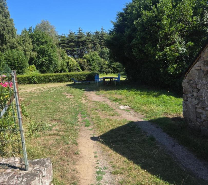 Photo of Others in Frehel