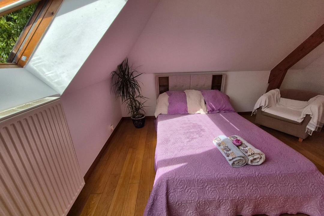 Photo of Bedroom in L'Etang-la-Ville