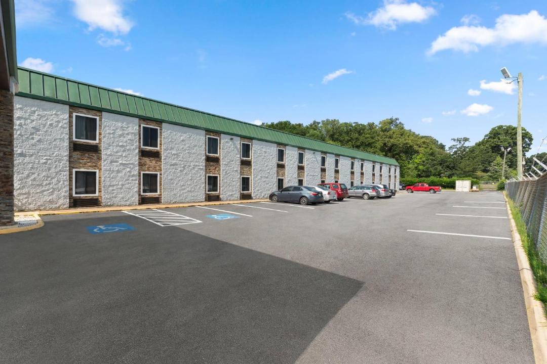 Photo of Buildings in Lupton City