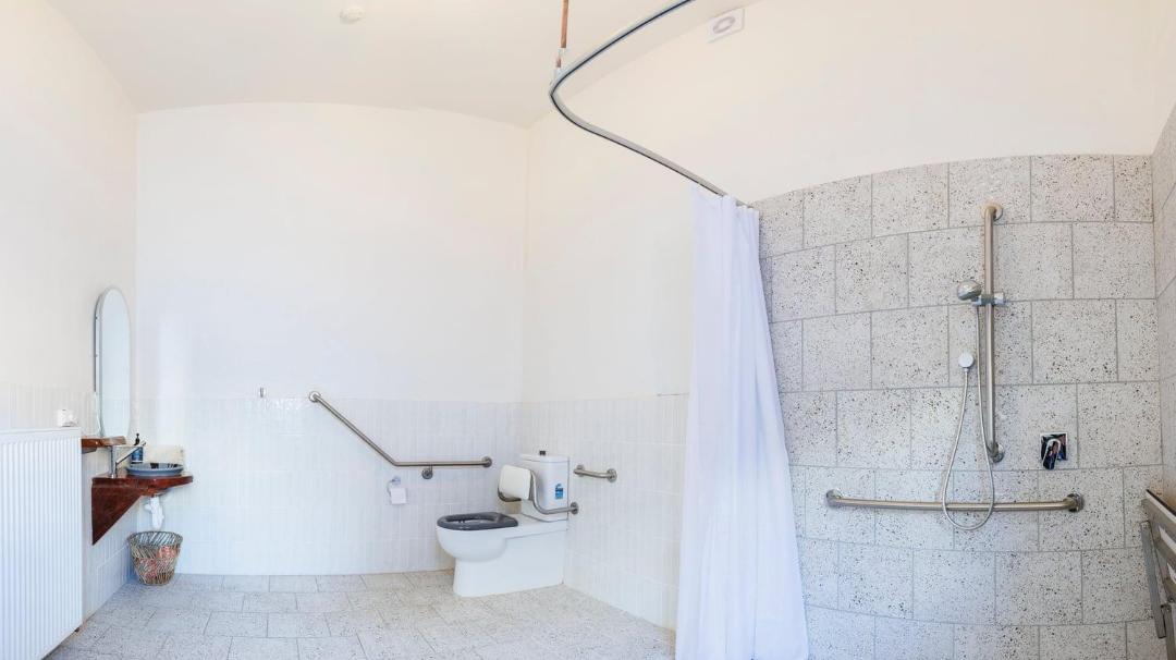 Photo of Bathroom in Coonabarabran