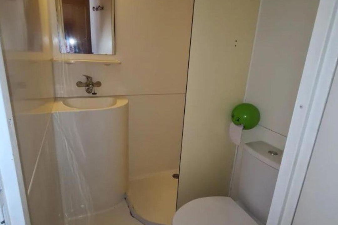 Photo of Bathroom in Les Grandes-Ventes