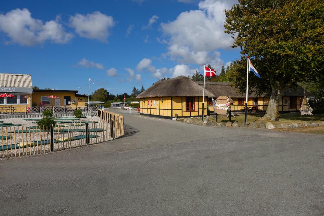 Photo of Others in Øsløs