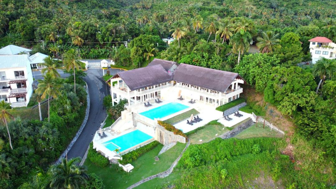 Photo of Others in Samana