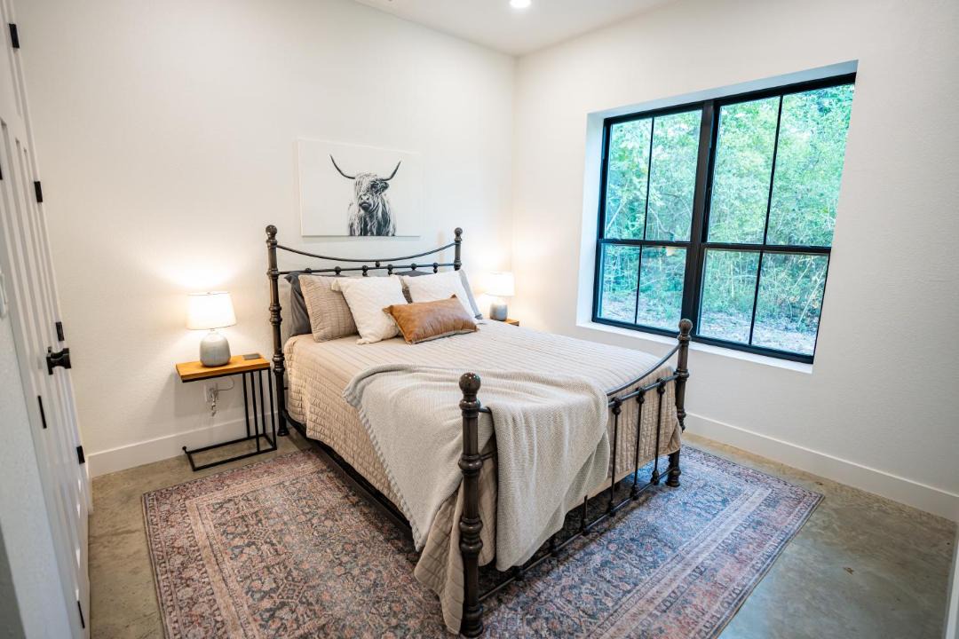 Photo of Bedroom in Hearne