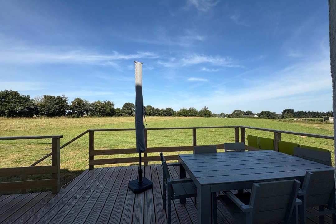 Photo of Others in Credin