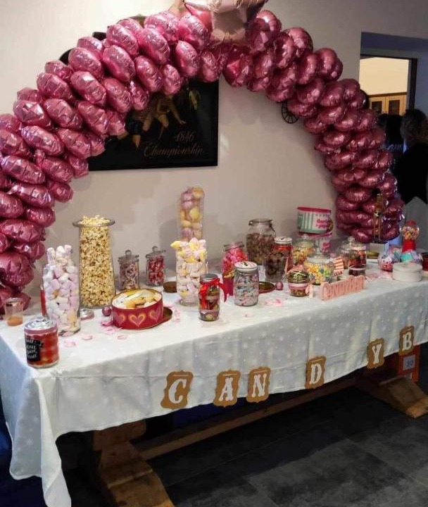 Photo of Others in Pernois