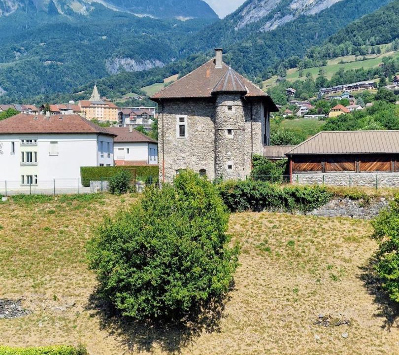 Photo of Buildings in Ugine