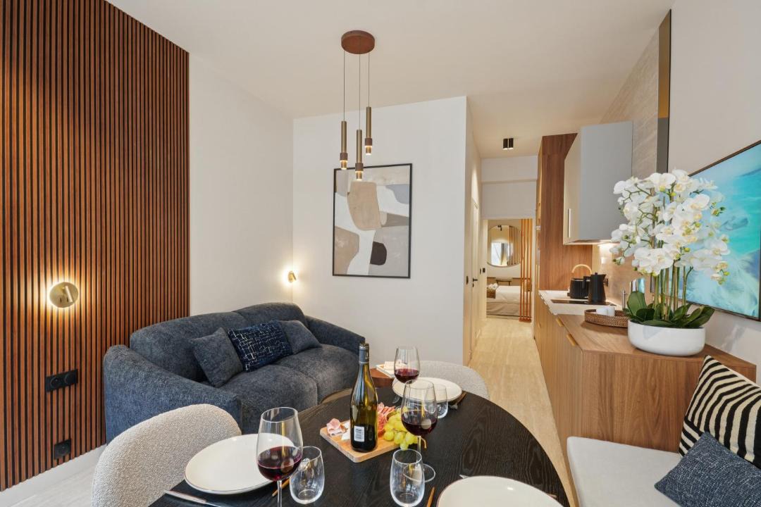 Photo of Others in Grenelle