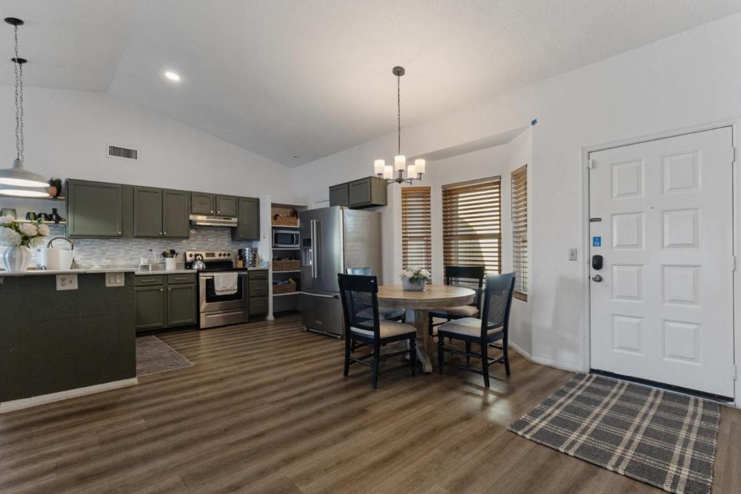 Photo of Kitchen in Glendale