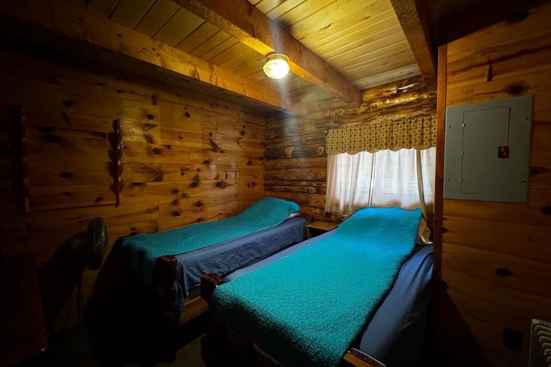 Photo of Bedroom in Crystal Falls