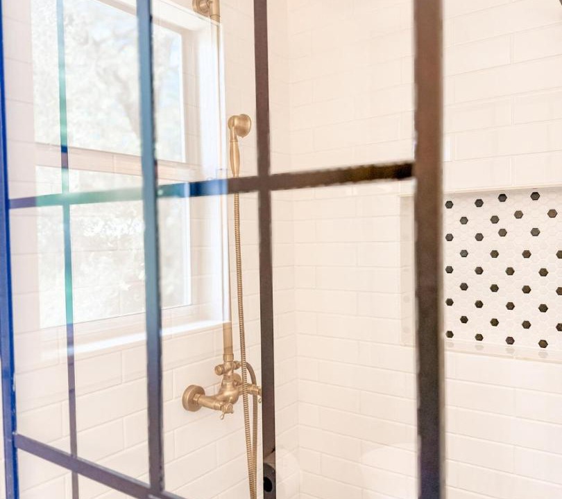 Photo of Bathroom in Brady
