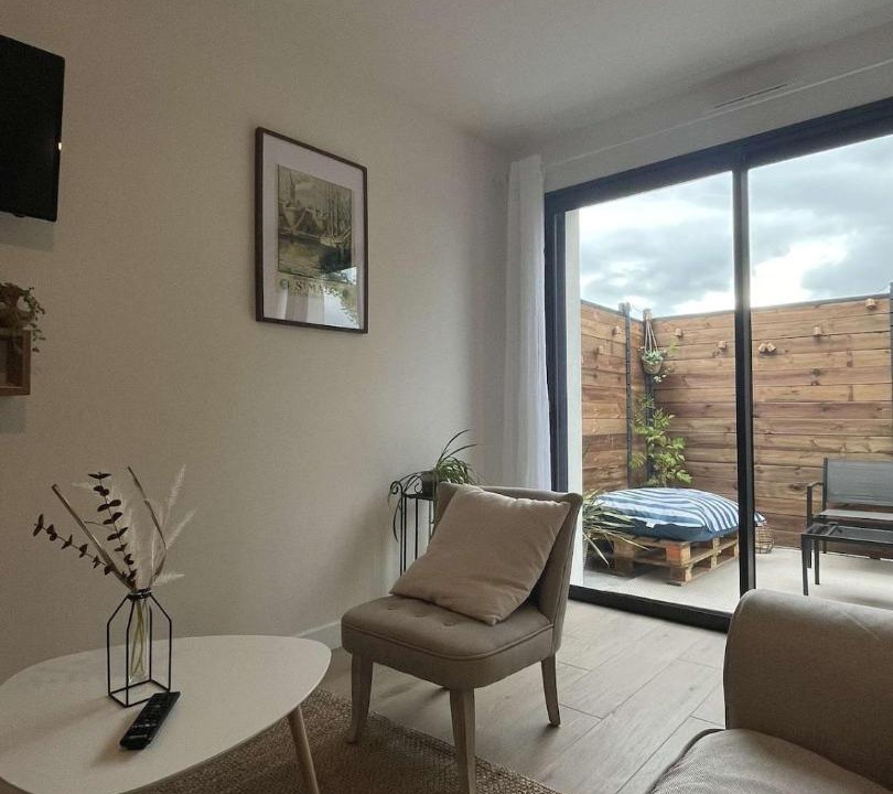 Photo of Others in Beauvoir