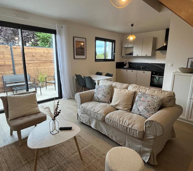 Photo of Others in Beauvoir