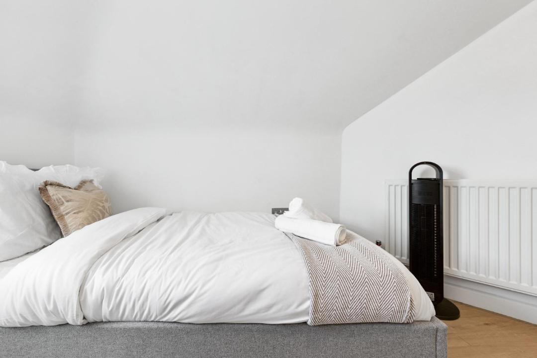 Photo of Bedroom in Friern Barnet