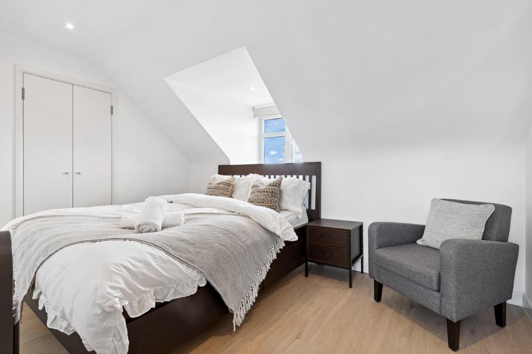 Photo of Bedroom in Friern Barnet