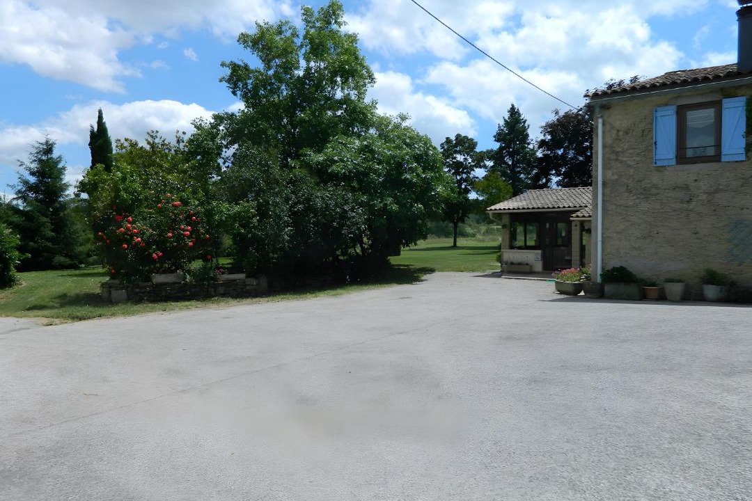 Photo of Others in Saint-Julien-de-Gras-Capou