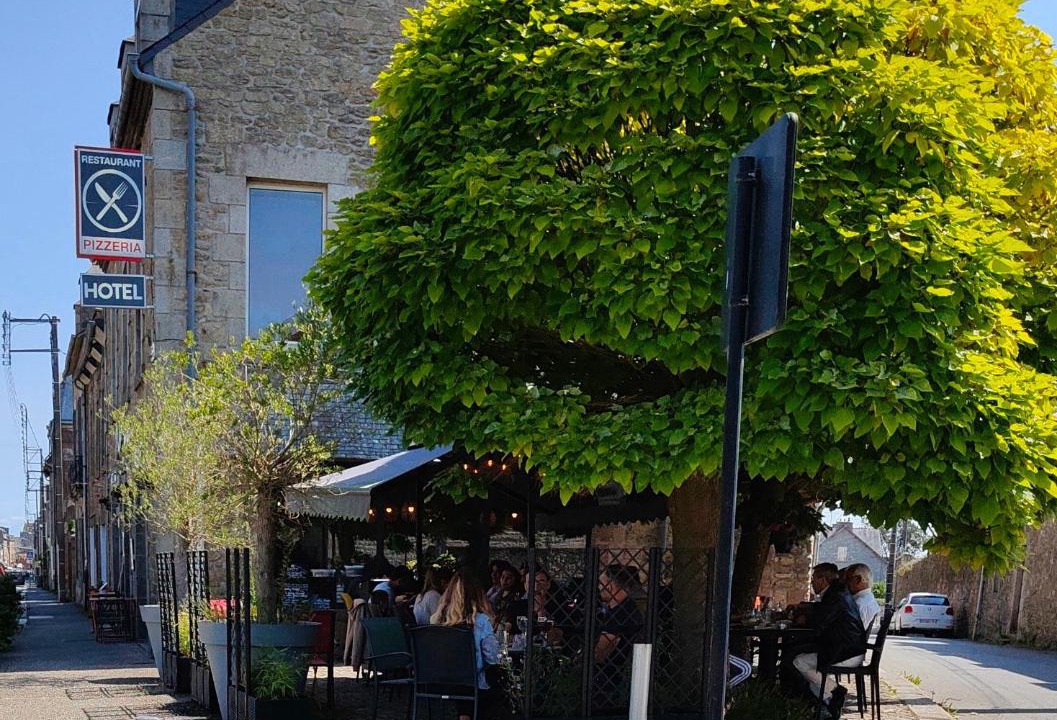 Photo of Others in Dinan