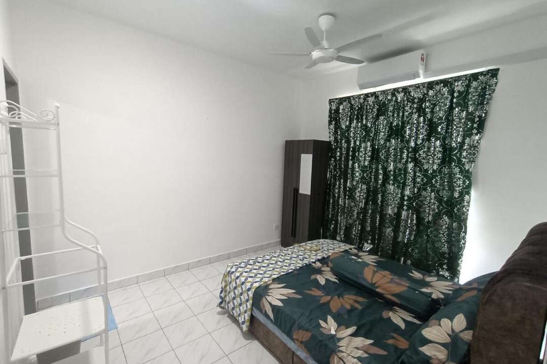 Photo of Bedroom in Bukit Serindit