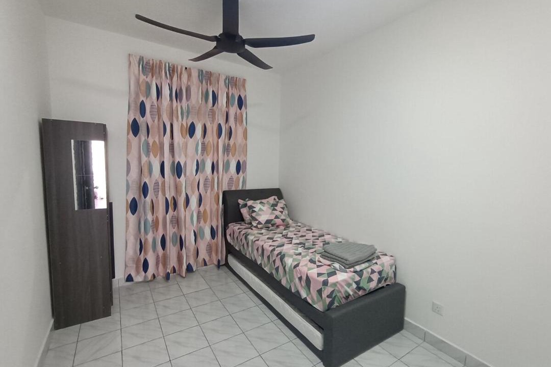 Photo of Bedroom in Bukit Serindit