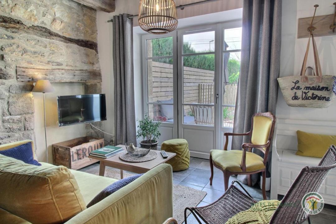 Photo of Others in Lehon