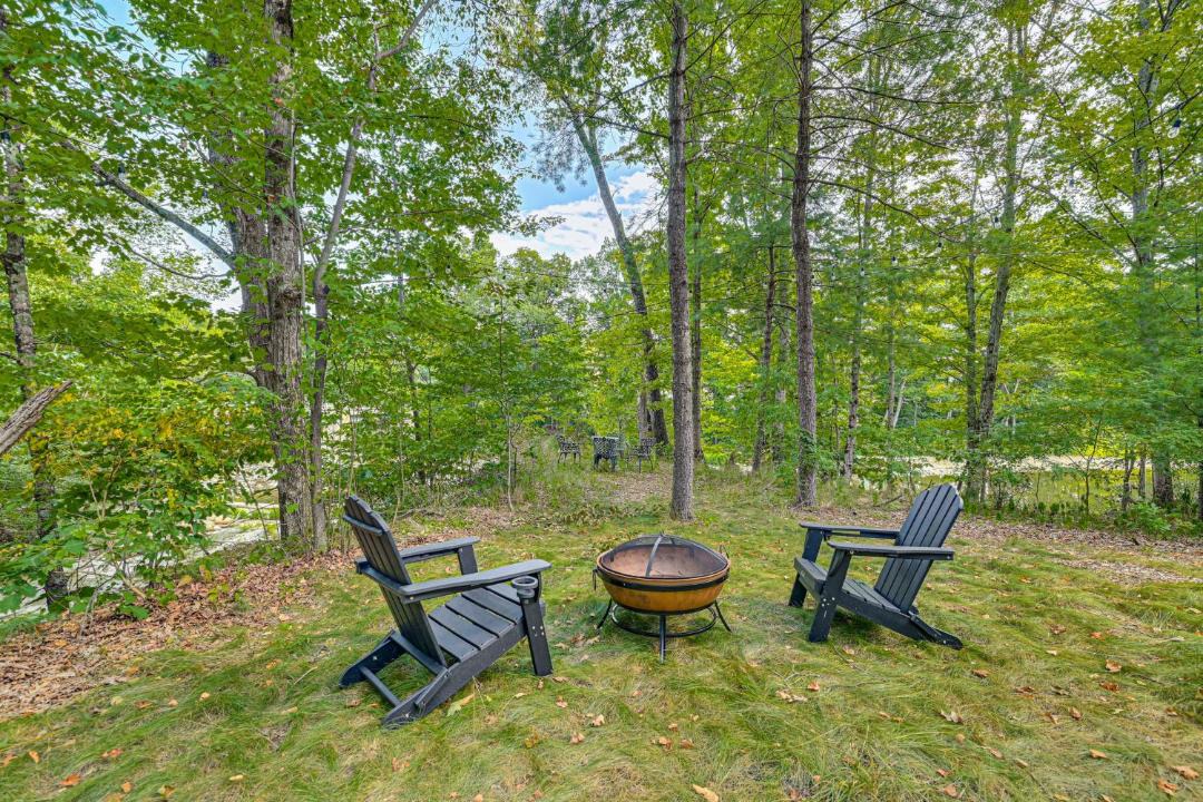 Photo of Others in Oak Hill