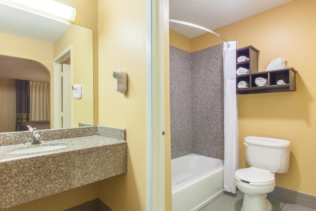 Photo of Bathroom in Barker