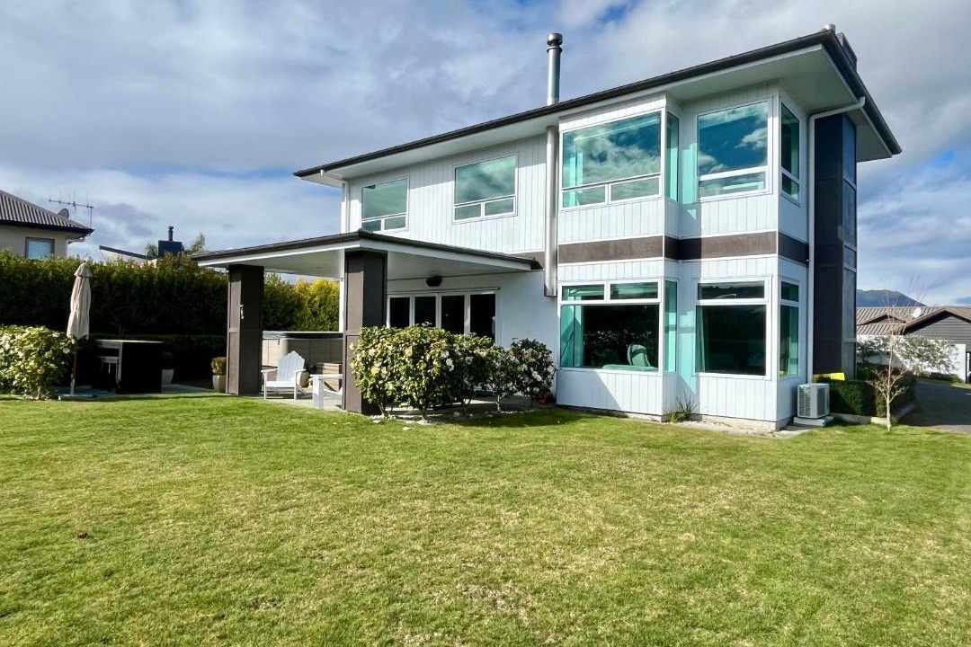 Photo of Others in Nukuhau