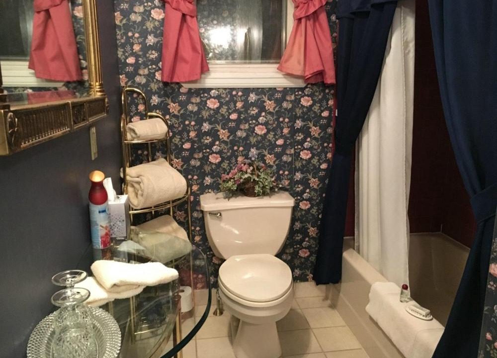Photo of Bathroom in Grinnell