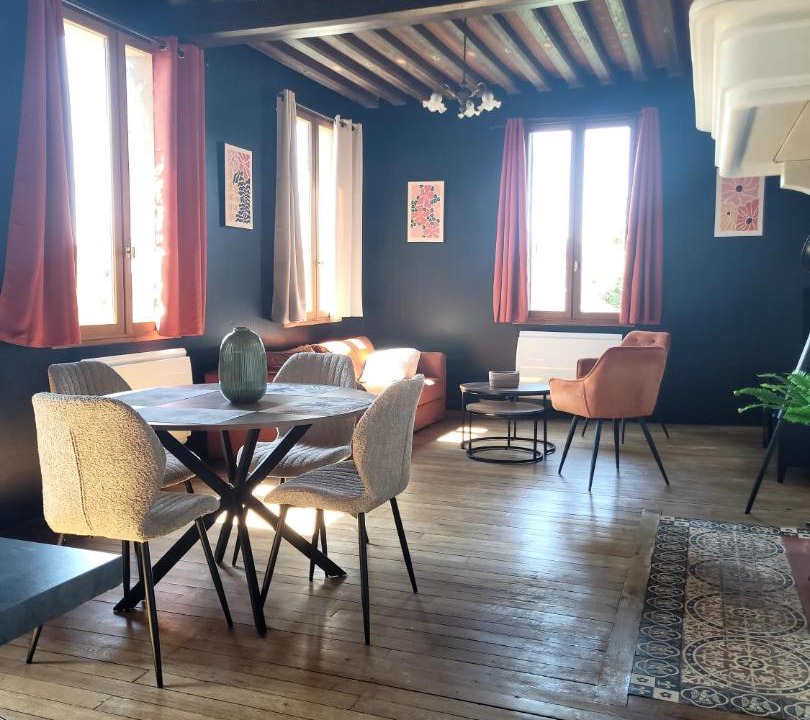 Photo of Livingroom in Bernay