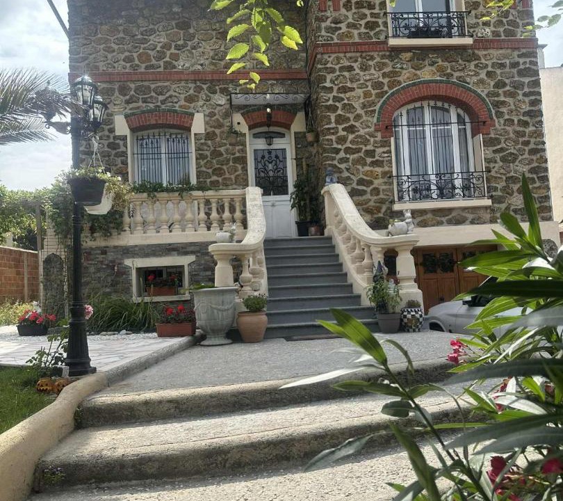 Photo of Others in Livry-Gargan