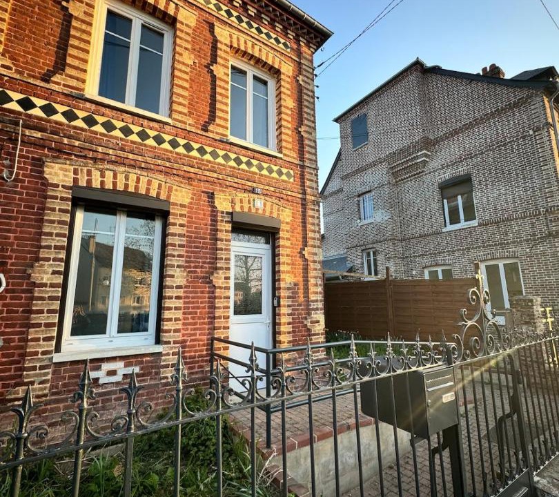 Photo of Others in Le Neubourg