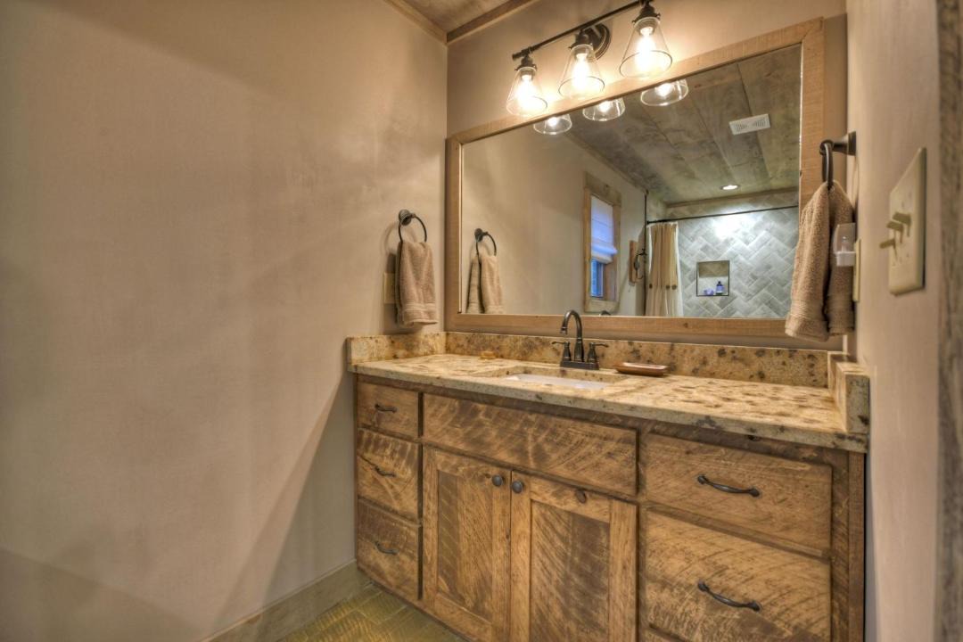 Photo of Bathroom in Blairsville