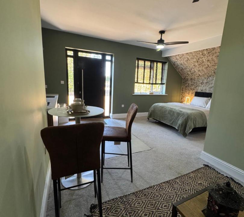 Photo of Others in Earlswood