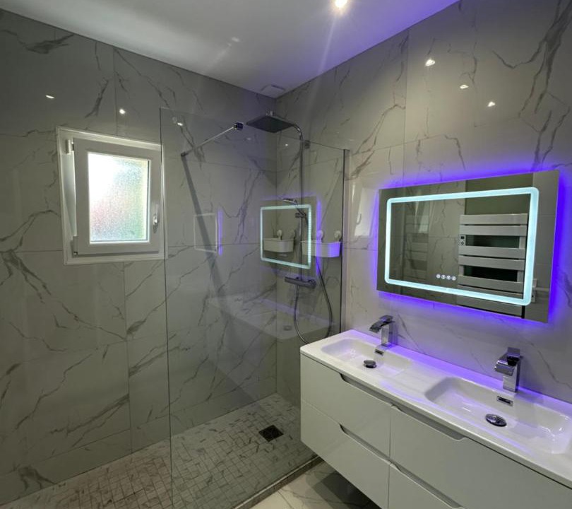 Photo of Bathroom in Sainte-Eulalie-en-Born