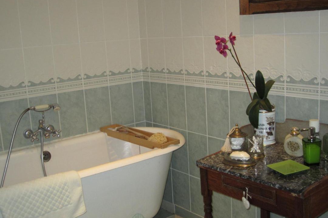 Photo of Bathroom in Nouans-les-Fontaines