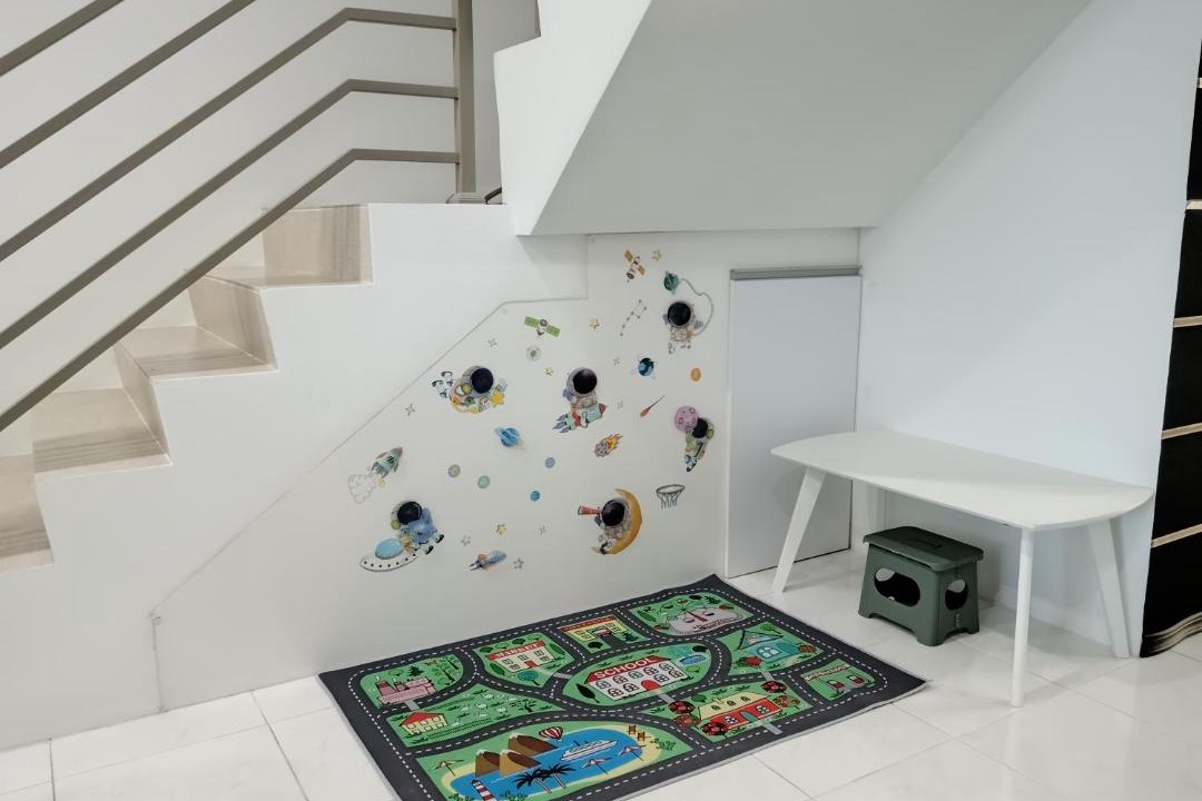 Photo of Others in Bota