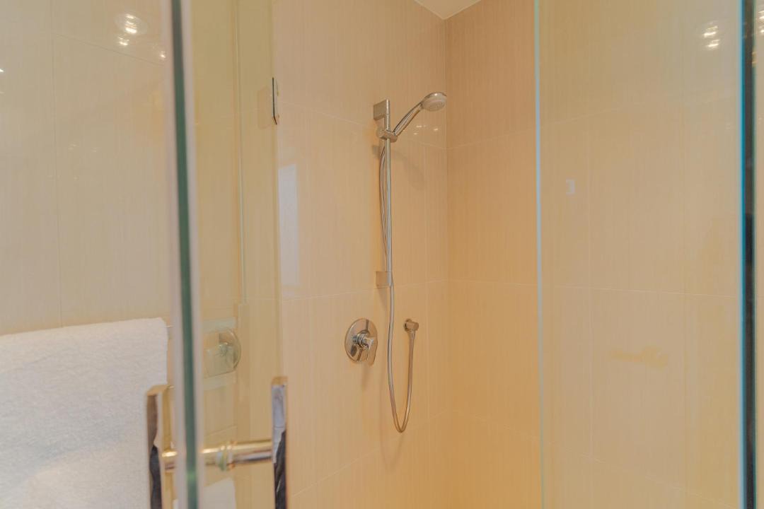 Photo of Bathroom in Flat Bush