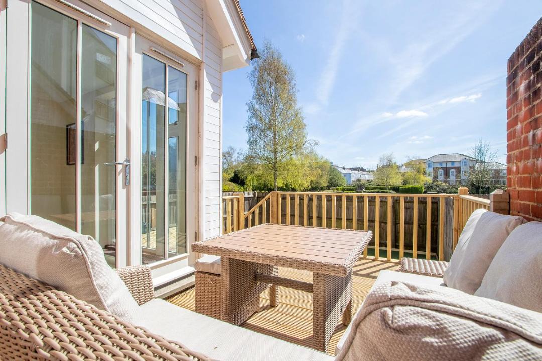 Photo of Patio Balcony in Canterbury