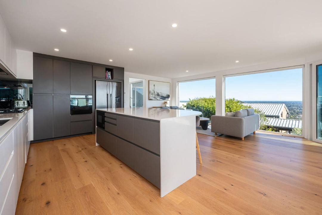 Photo of Others in Rosebud