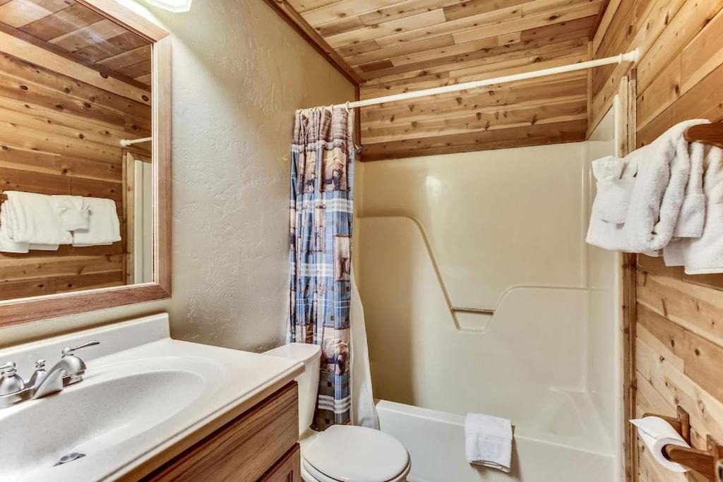 Photo of Bathroom in Blue River