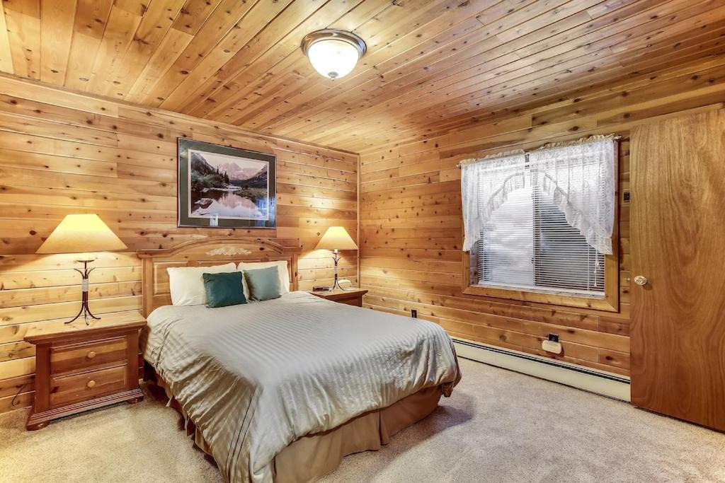 Photo of Bedroom in Blue River