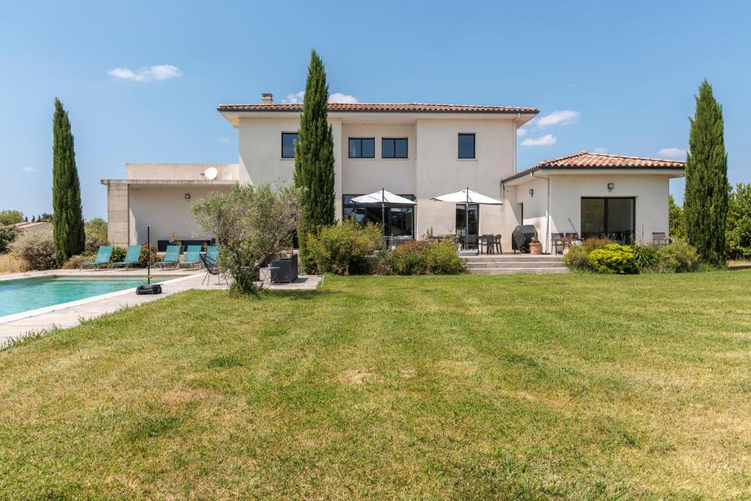 Photo of Others in Arles